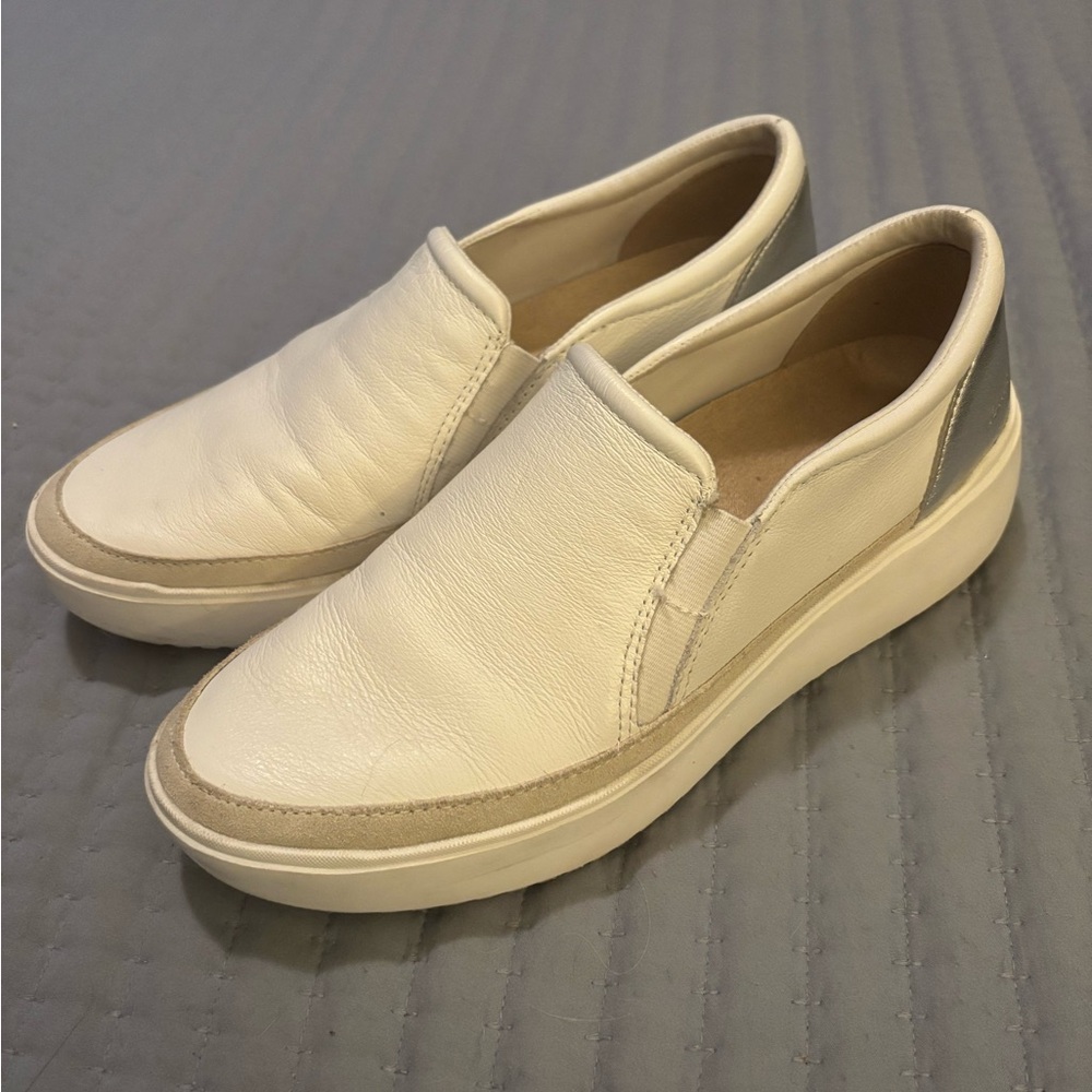 Vionic Kearny White Platform Slip-On Sneakers with Silver Heel EUC Womens 9 - Picture 3 of 9